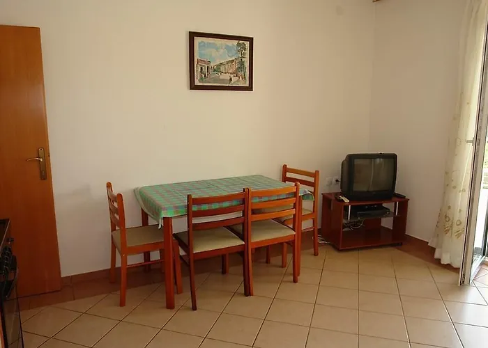 Apartment In 13779