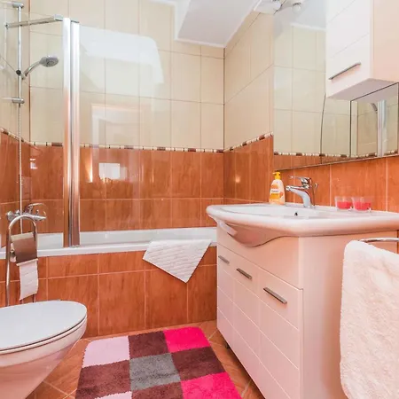 Apartment In 13779 Crikvenica