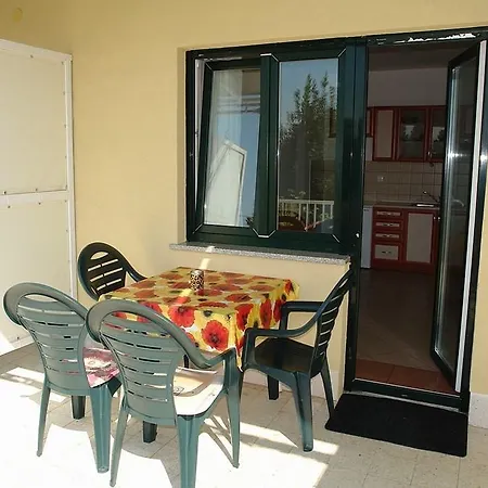 Apartment Crikvenica, Vinodol 11 *